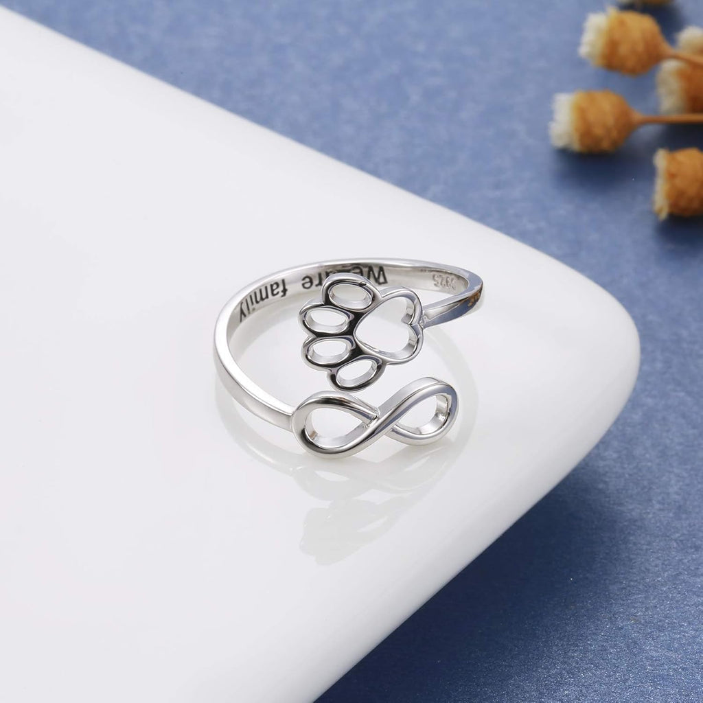 Handgjord justerbar ring i sterlingsilver med tass och hjärta