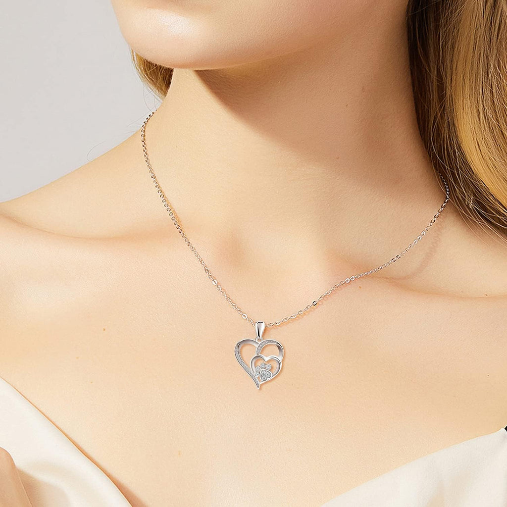 Halsband i sterlingsilver med hjärta, tass och zirkonia