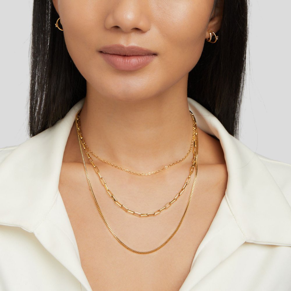 Mila – halsband i flera lager