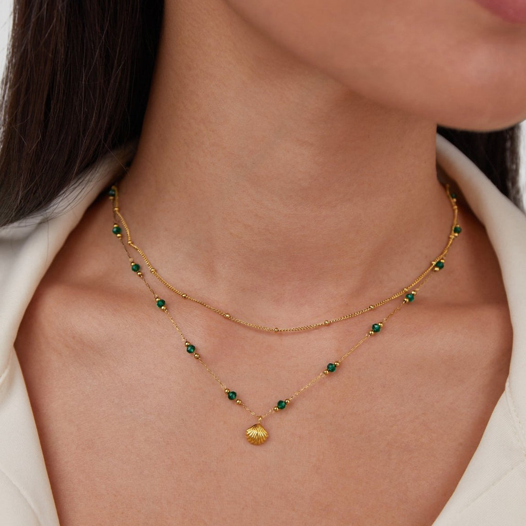 Niyah – elegant guldfärgat halsband